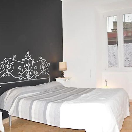 Cosy Apartment - 5 Minutes Walk From Colosseum Екстер'єр фото